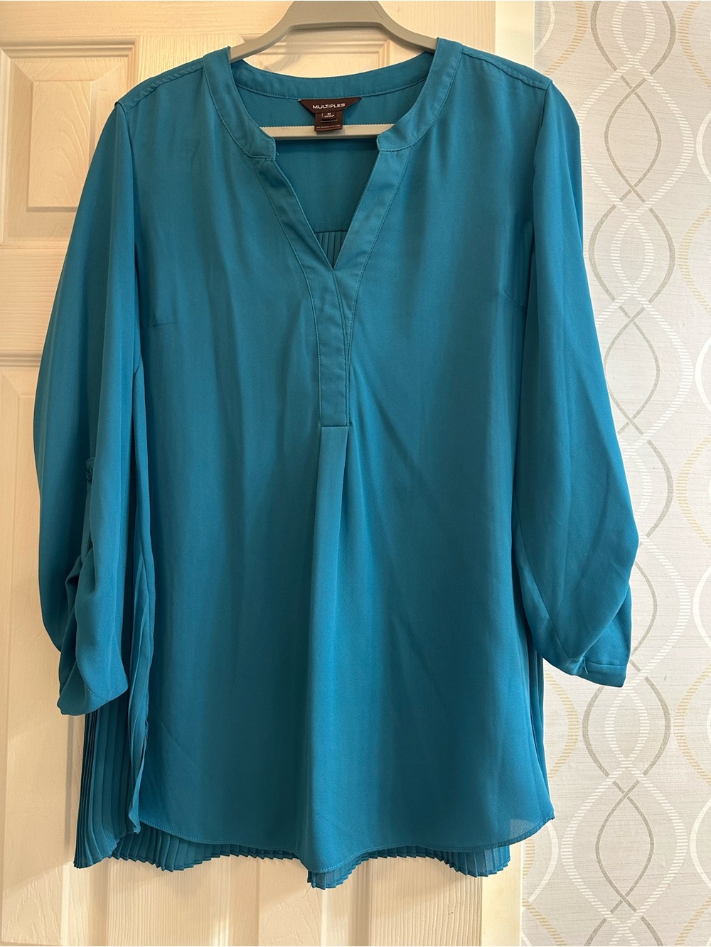 Multiples Teal Split-Neck Pleated Hem Blouse